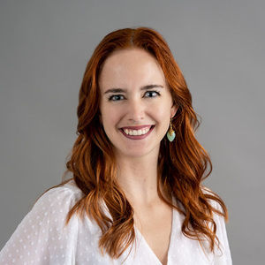 Meet your Posher, Claudia